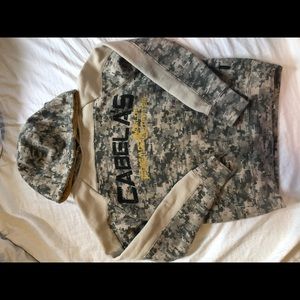 Cabelas Hoodie